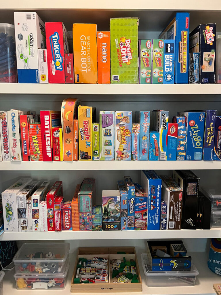 organized toys and games