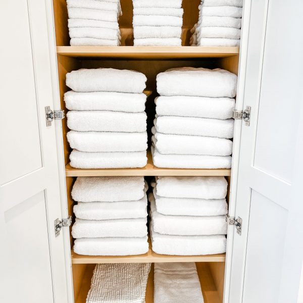 IMG_1034 perfectly folded linens